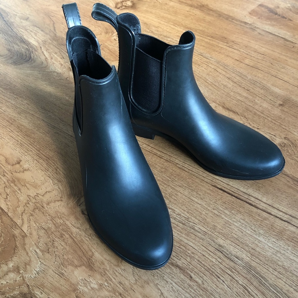 Merona Chelsea Rain Boot size 8